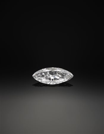 Diamante navette, taglio a brillante, D colour, VVS1 di ct 5,03 Accompagnato...