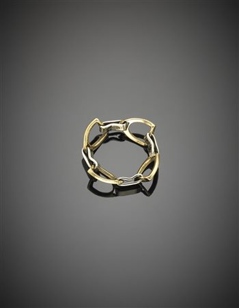 Anello in oro giallo e bianco a staffe semirigido, g. 3,20, misura 14/54....