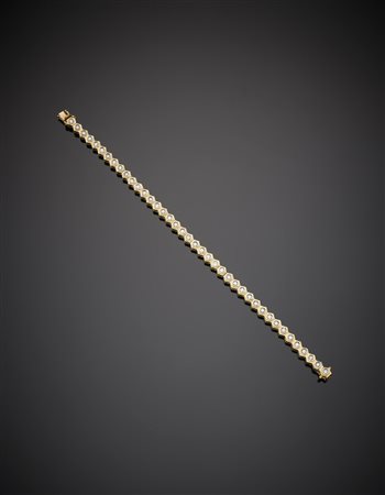 Bracciale tennis in oro giallo e diamanti g.18,40 lungh. cm 18,6 circa Yellow...