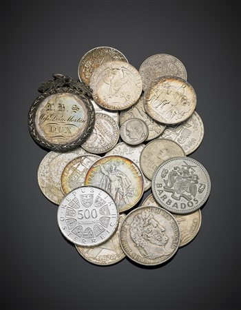 Lotto di circa 277 monete, quasi tutte estere, in argento e non, compresi dei...