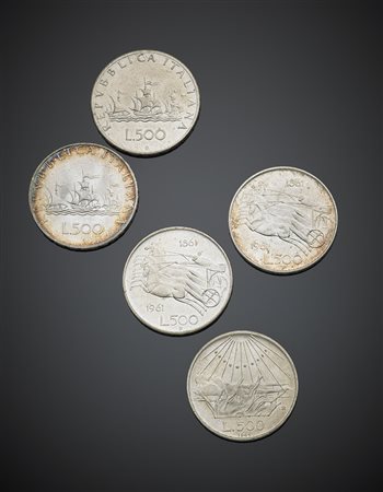 Lotto composto da cinque monete in argento della Repubblica italiana da 500...