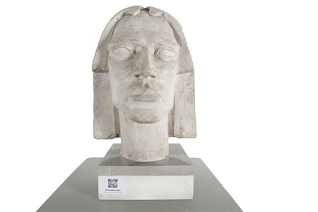 SELVA ATTILIO (1888 - 1970) Testa di donna. . Gesso. Cm 24,00 x 35,00. Misure...