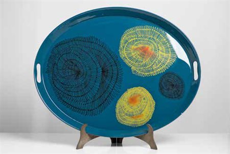 PIERO FORNASETTI Milano 1913 – 1988 VASSOIO IN LATTA SMALTATA, DECORATO CON...
