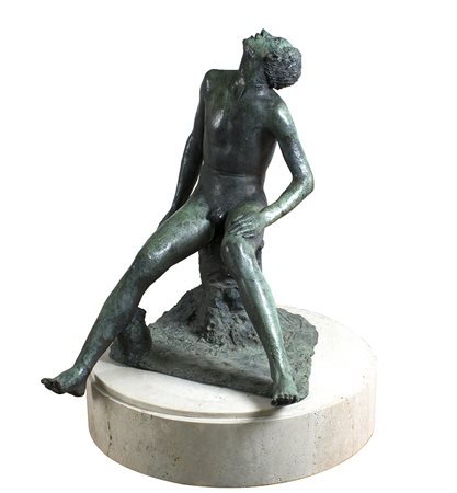 CARLO RIVALTA RAGAZZO Scultura in bronzo su base circolare in travertino, 64...