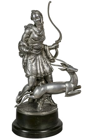 CARLO LORENZETTI DIANA COL CERVO Scultura in metallo argentato, h 45 cm; 55...