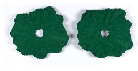 PINO PINELLI Pittura VR, 2008 Due elementi circolari in plastica, d 33 cm...