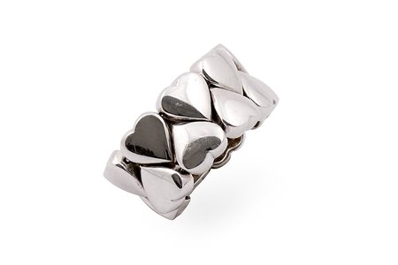 Anello in oro bianco con cuori .Oro 18 Kti Peso gr. 12,70