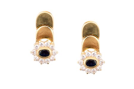 Orecchini oro con 2 piccoli zaffiri e brillanti.