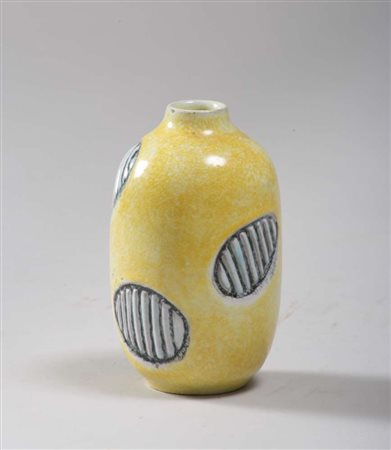 VASO IN TERRACOTTA, ANNI '50 dipinta, incisa e invetriata a motivi astratti...