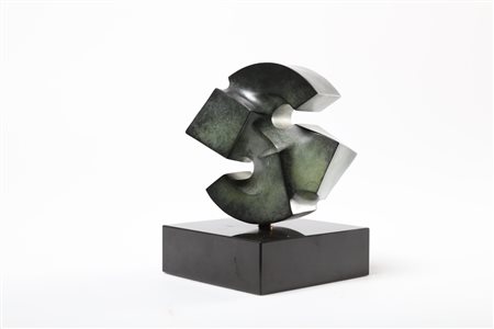 POMODORO GIO' (1930 - 2002) Senza titolo. Bronzo. Cm 13,00 x 14,00 x 7,50....