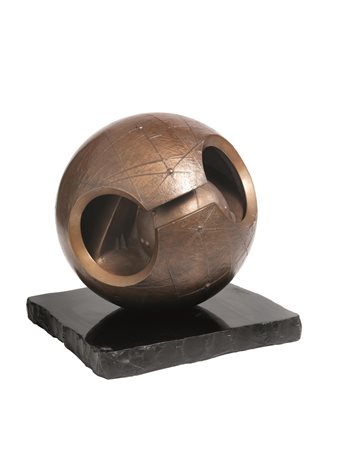 GIO' POMODORO(Orciano di Pesaro 1930 - Milano 2004)Gusciobronzo e marmo nero...