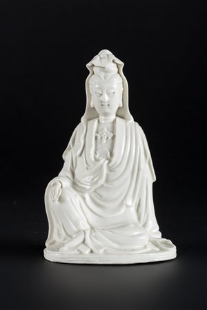 Arte Cinese Scultura in porcellana bianco di Cina raffigurante Guanyin Cina,...