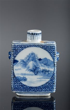 Arte Cinese Tabacchiera in porcellana bianco blu dipinta con paesaggi in...