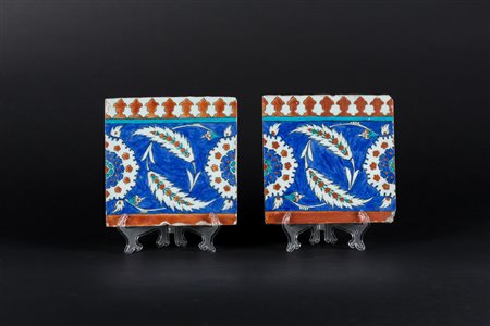 Arte Islamica Coppia di mattonelle Iznik Turchia, tardo XVI secolo . -. Cm...