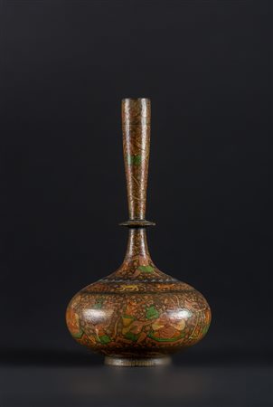 Arte Islamica Bottiglia in legno ricoperto di papier maché miniato Kashmir,...
