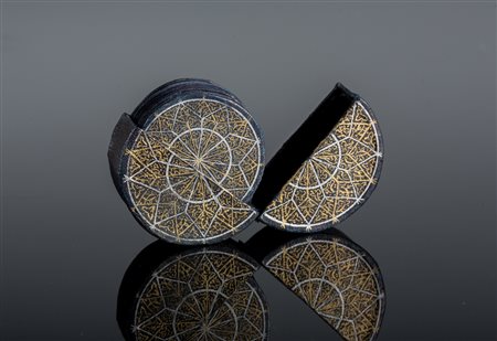 Arte Islamica Piccolo Corano tascabile circolare con rilegatura in pelle...