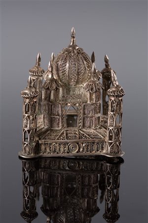 Arte Islamica Piccolo modello di moschea in filigrana d'argento Turchia o...