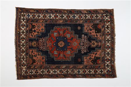 AFCHAR Tappeto orientale. Persia del Sud. Lana e cotone. Cm 127,00 x 179,00....
