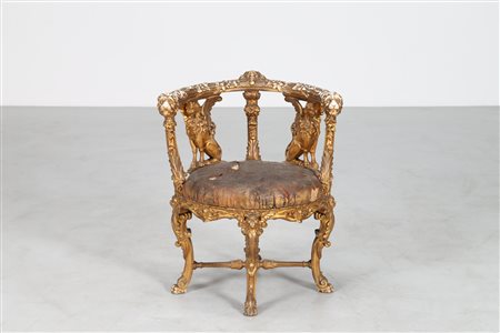 MANIFATTURA ITALIANA DEL XIX SECOLO Sgabello in stile rinascimentale in legno...