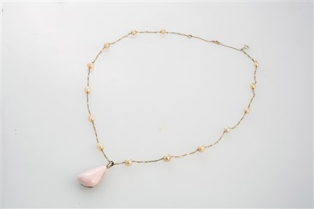 Collana 1910 circa con perle naturali e conch pearl di cts 20 circa e...