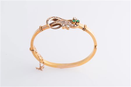 Bracciale rigido '800 in oro e diamanti. . . [Nessun Autore] . . .