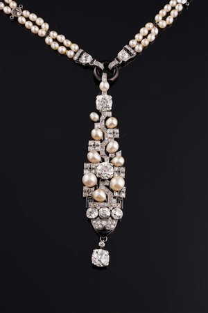 Collana francese art decò in platino, diamanti, onice e perle naturali: 3...