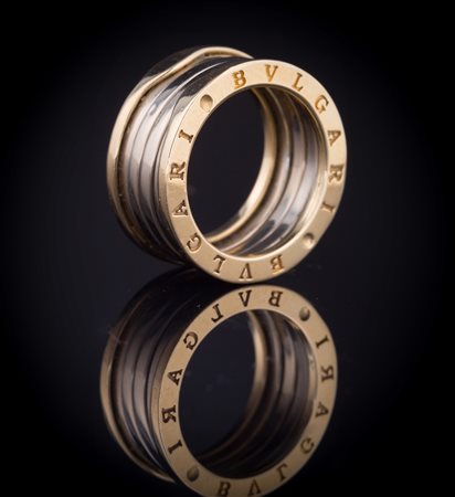 BULGARI Anello oro bianco e giallo 18 kt, gr 8.61. . . BULGARI . . .