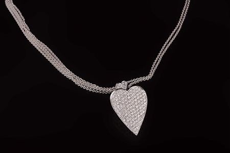 Ciondolo in oro gr 26.60, diamanti cts. 3.57. . . [Nessun Autore] . . .