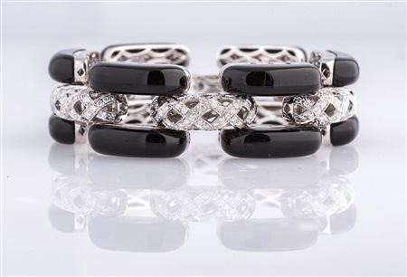 CHANTECLER Bracciale in oro bianco, onice e brillanti cts 4.70 circa. . ....