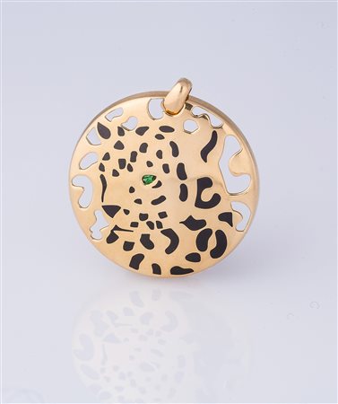 CARTIER Ciondolo in oro e smalto, occhio in tsavorite gr 13.80. . . CARTIER ....