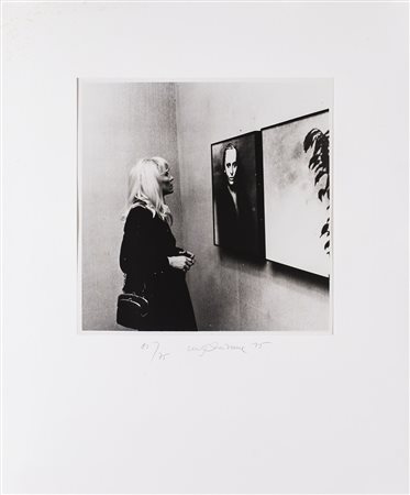 URS LUTHI Un'isola nell'aria, 1975 Fotografia applicata su cartoncino...